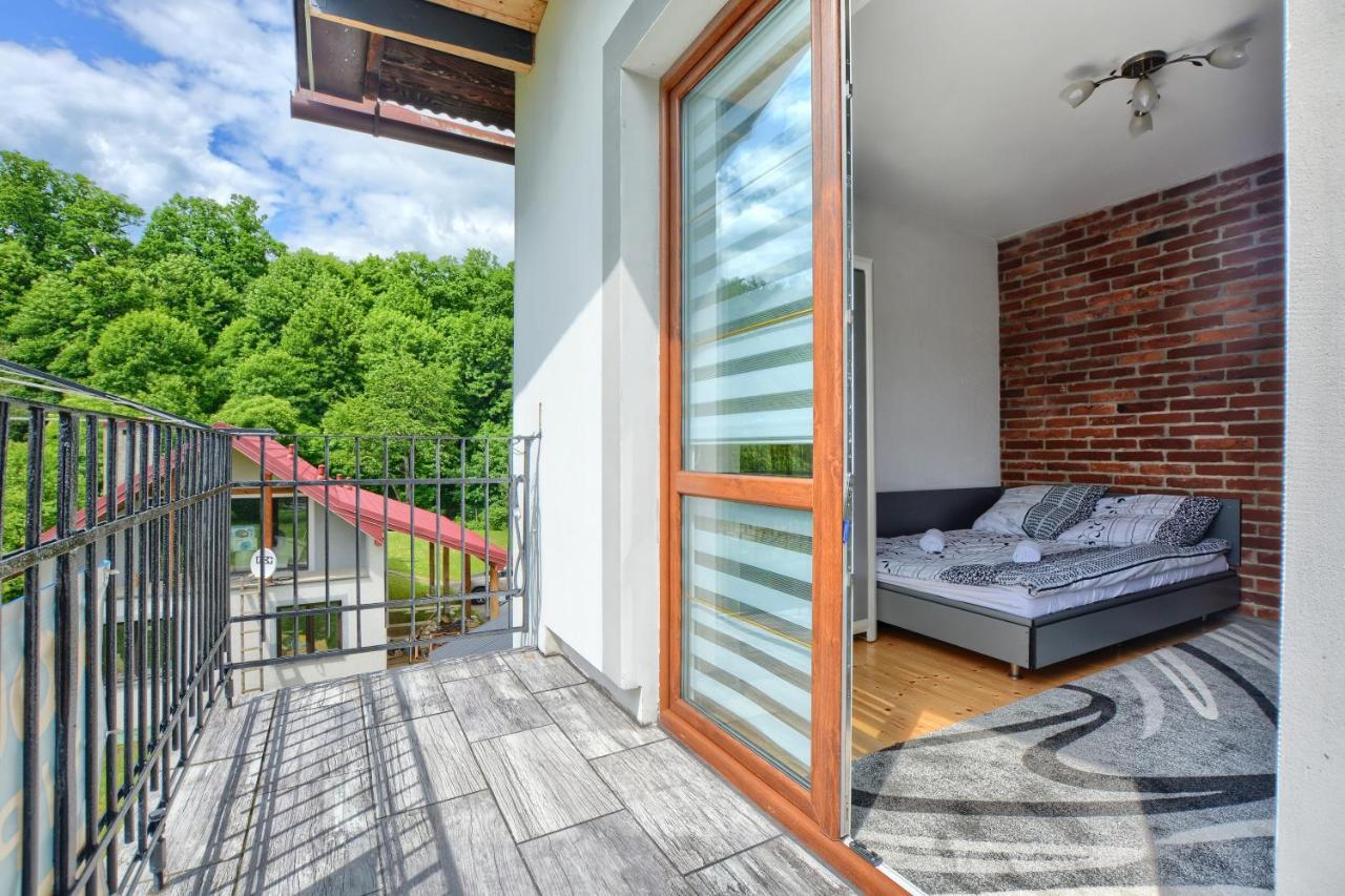 Ceglany Apartament Ustrzyki Dolne Zewnętrze zdjęcie
