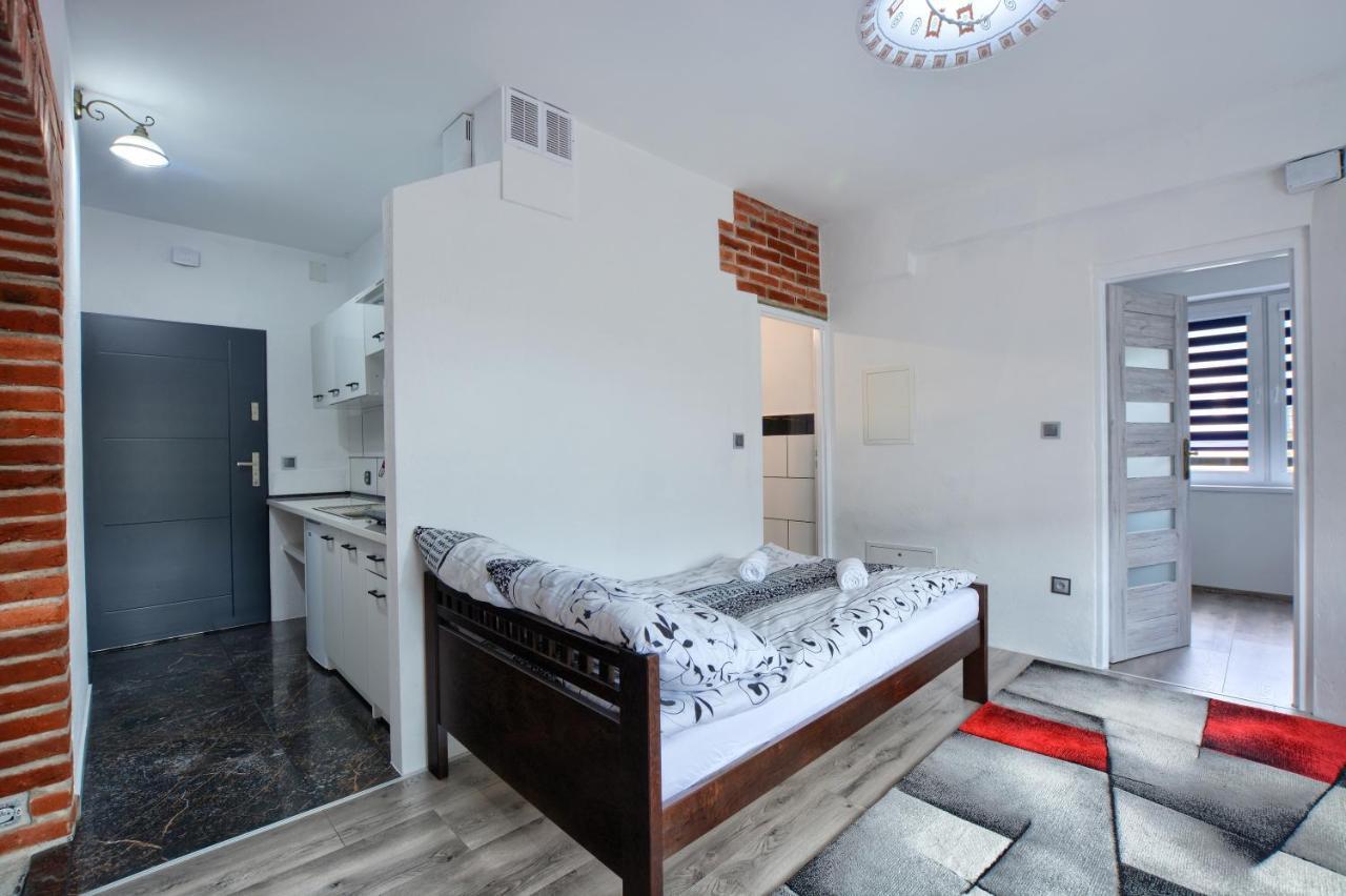 Ceglany Apartament Ustrzyki Dolne Zewnętrze zdjęcie