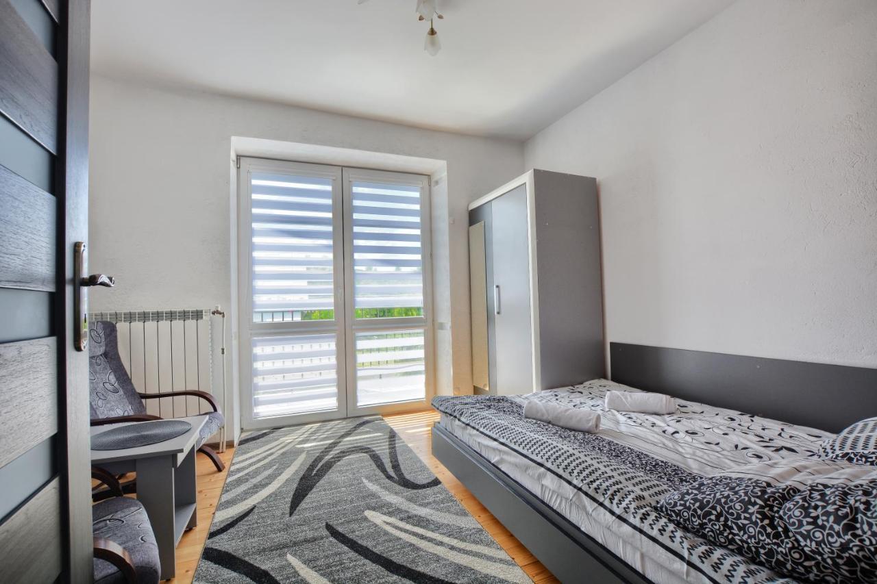 Ceglany Apartament Ustrzyki Dolne Zewnętrze zdjęcie