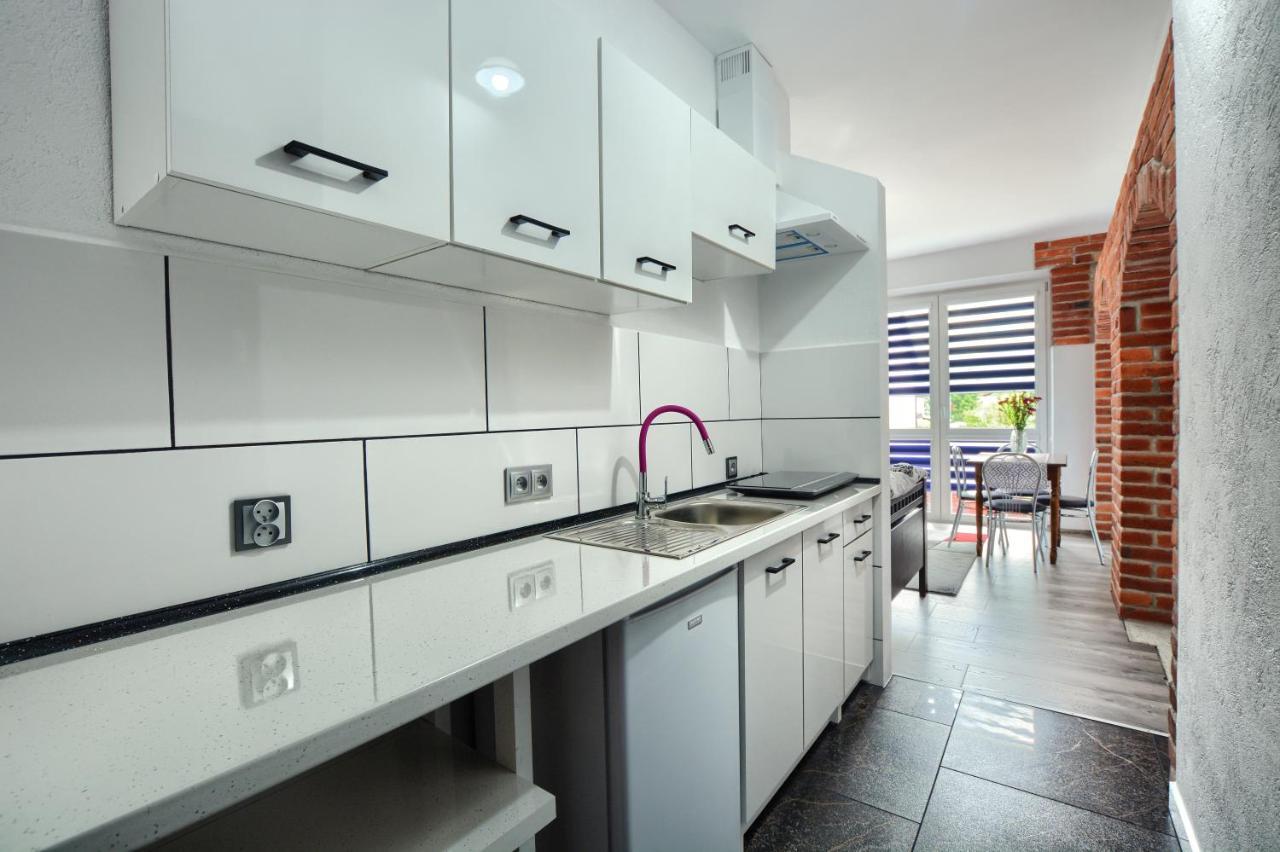 Ceglany Apartament Ustrzyki Dolne Zewnętrze zdjęcie